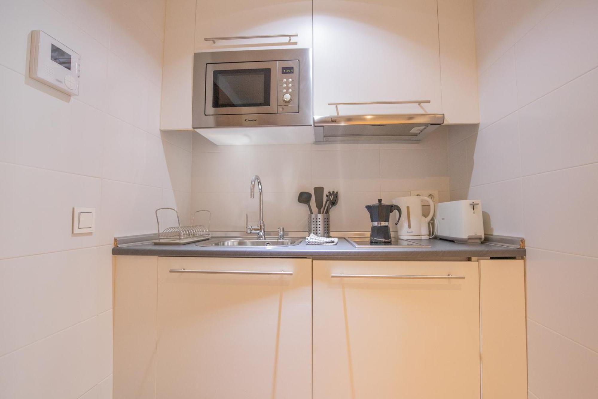Edificio Leganitos XV Apartment Мадрид Екстериор снимка