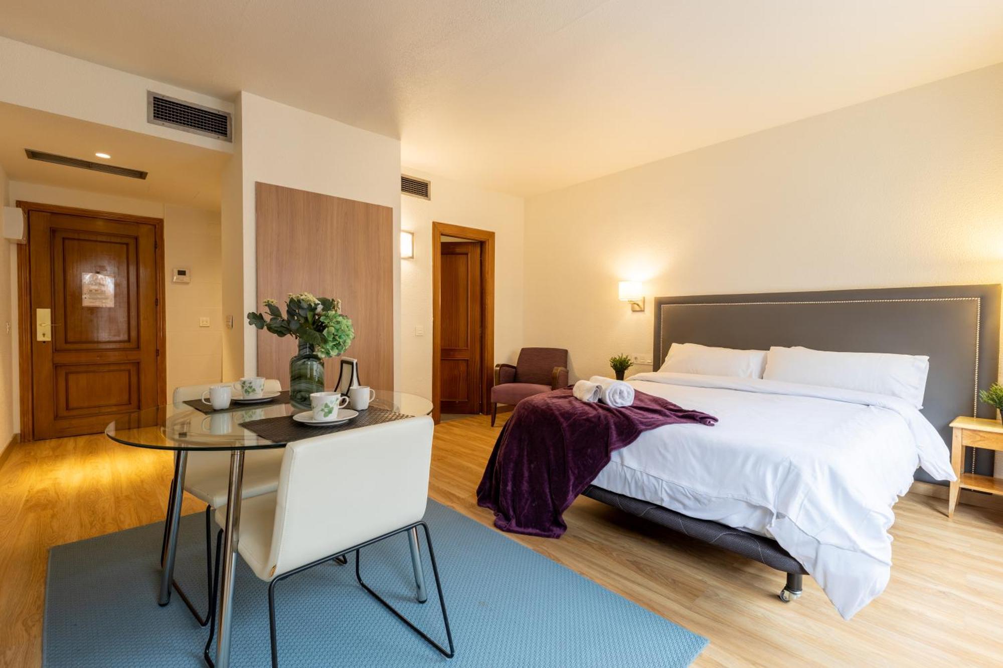 Edificio Leganitos XV Apartment Мадрид Екстериор снимка