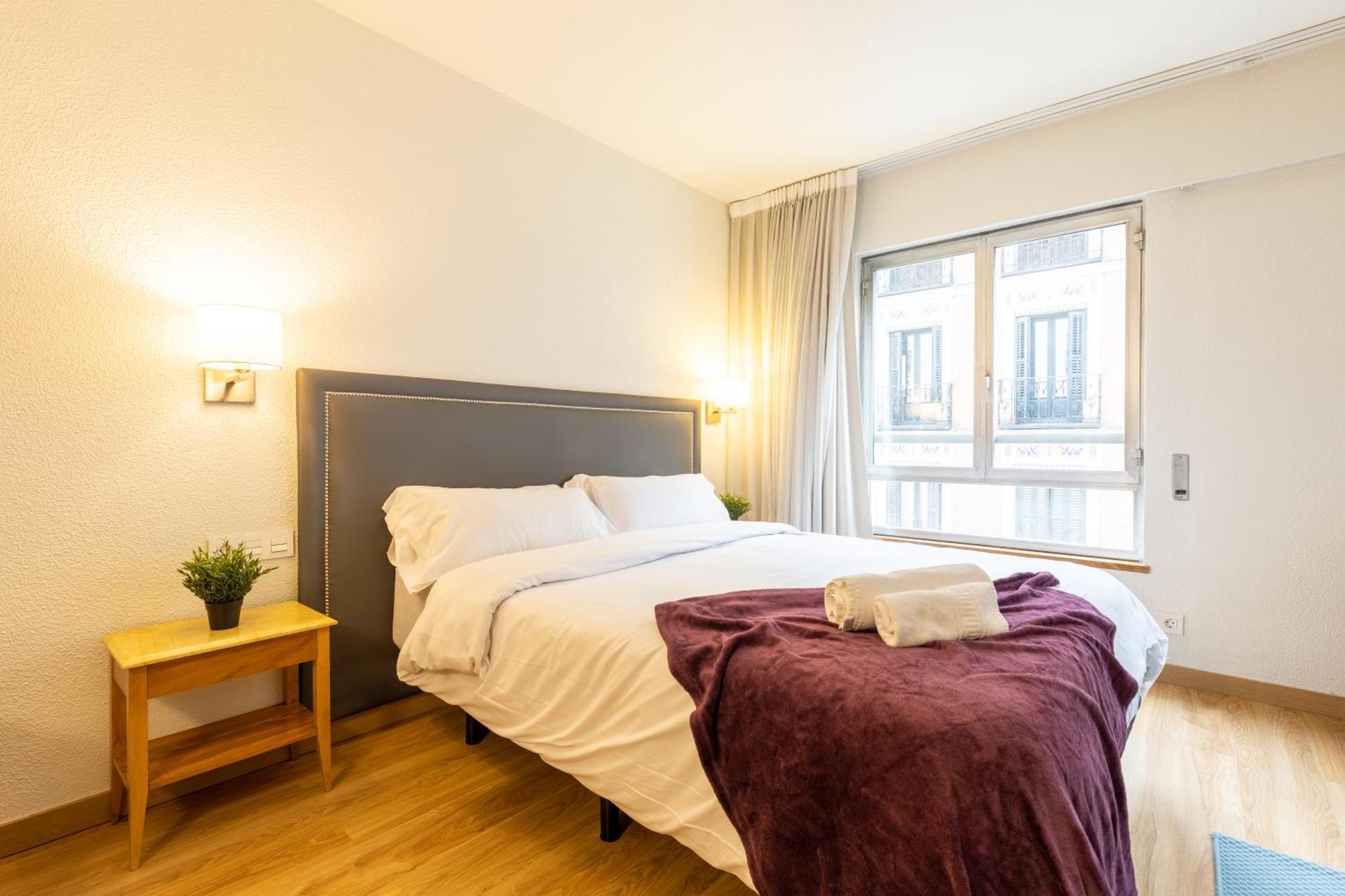 Edificio Leganitos XV Apartment Мадрид Екстериор снимка